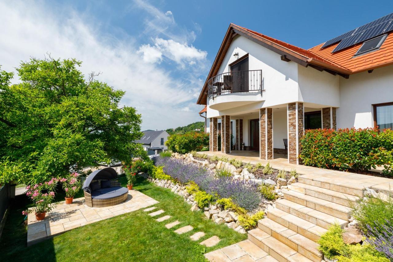 Pilger Apartments Тихань Екстер'єр фото