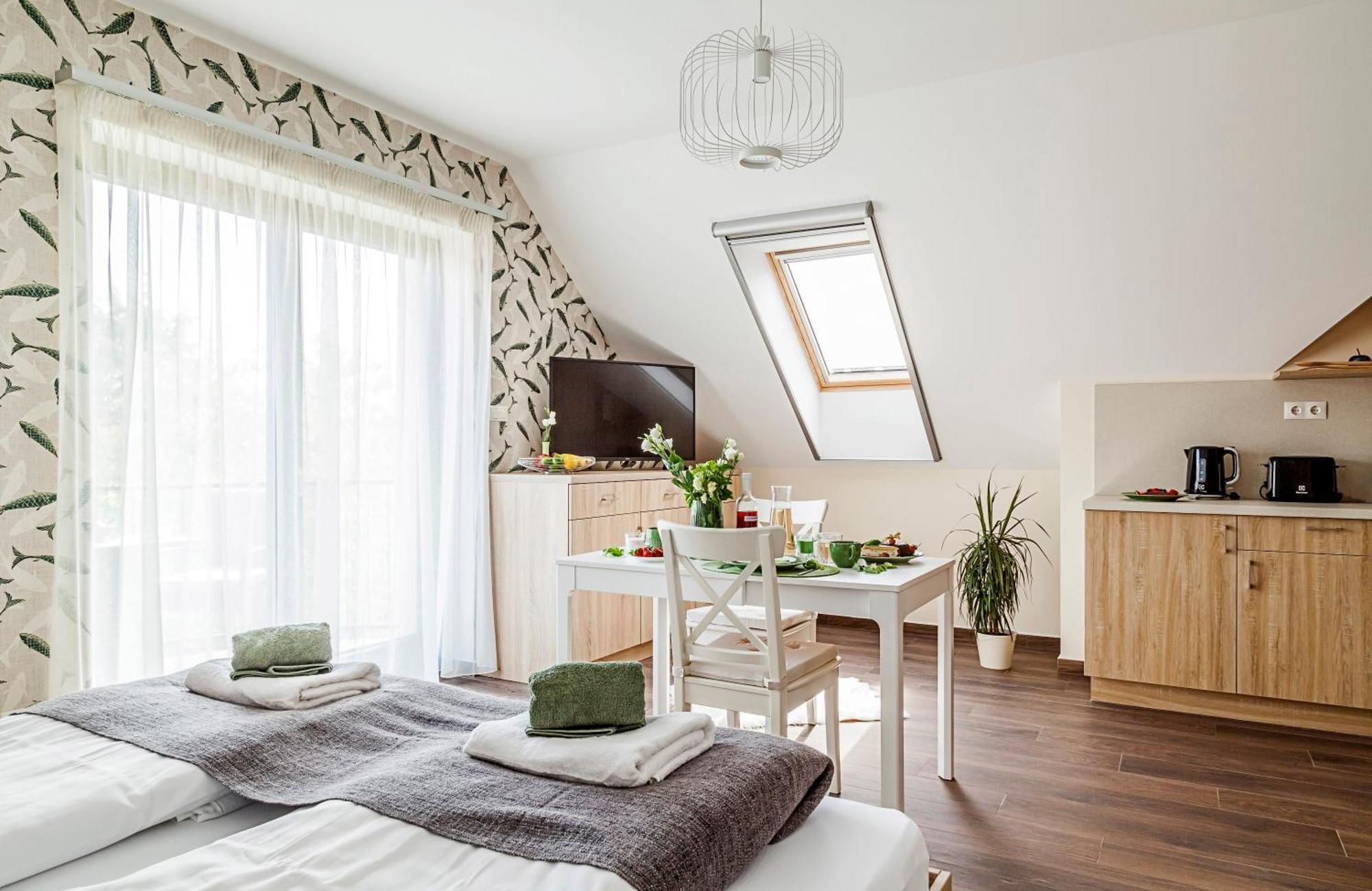 Pilger Apartments Тихань Екстер'єр фото