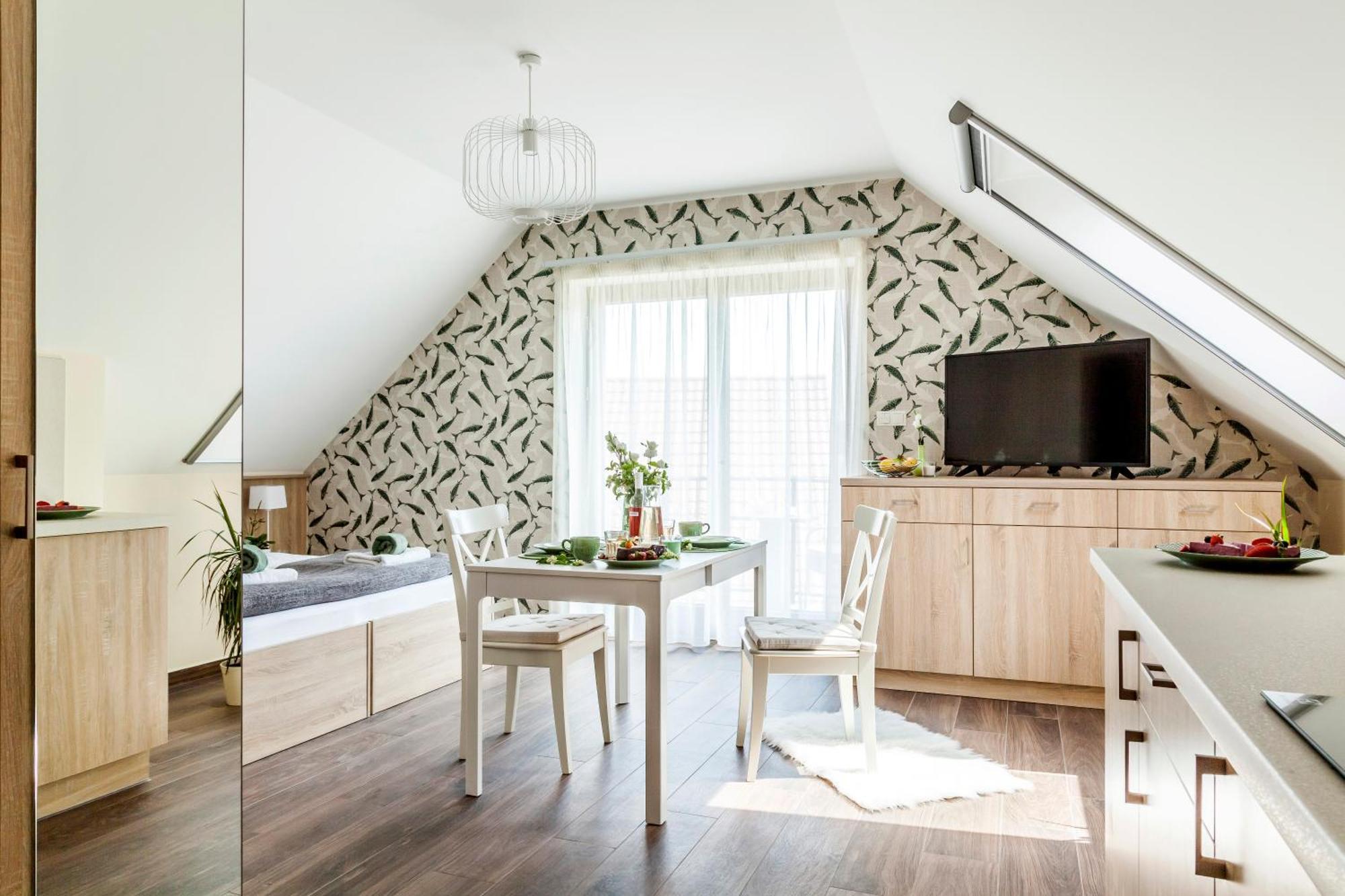 Pilger Apartments Тихань Екстер'єр фото