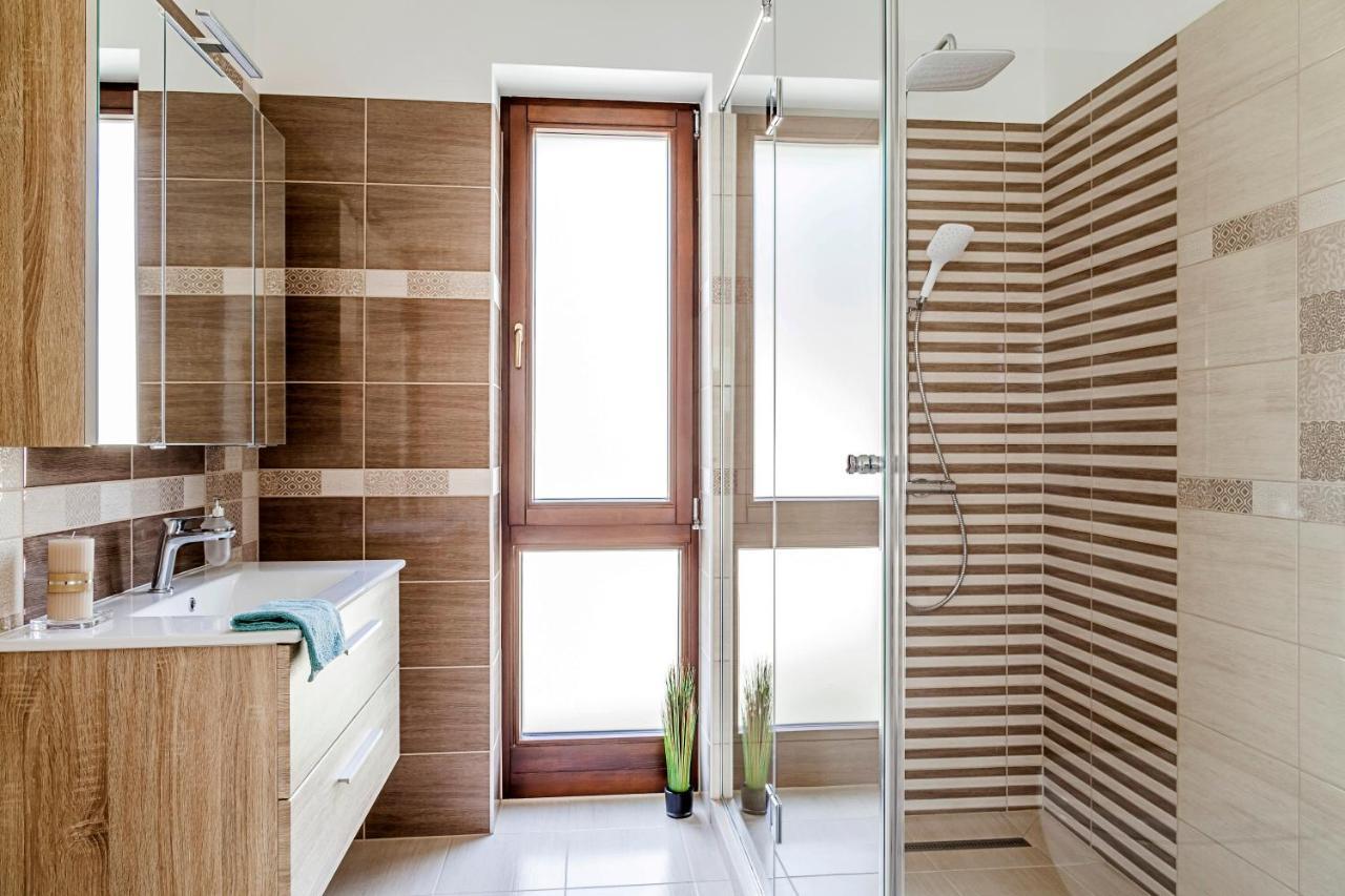 Pilger Apartments Тихань Екстер'єр фото