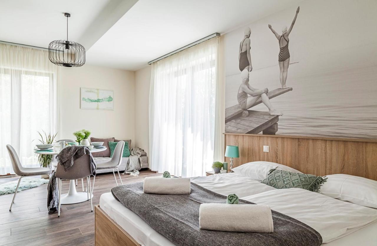 Pilger Apartments Тихань Екстер'єр фото
