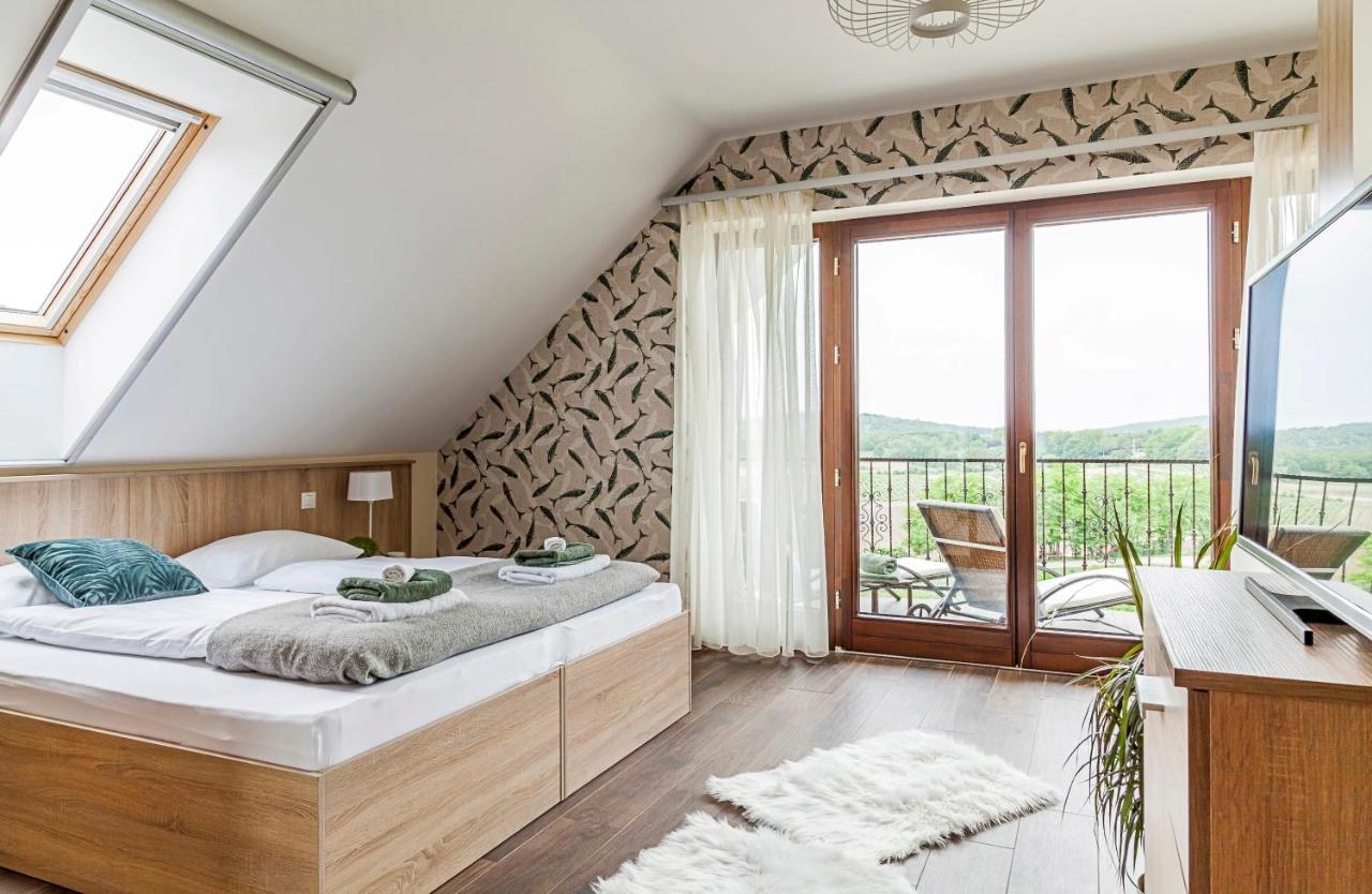 Pilger Apartments Тихань Екстер'єр фото